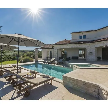 Villa Bellavista With Pool *